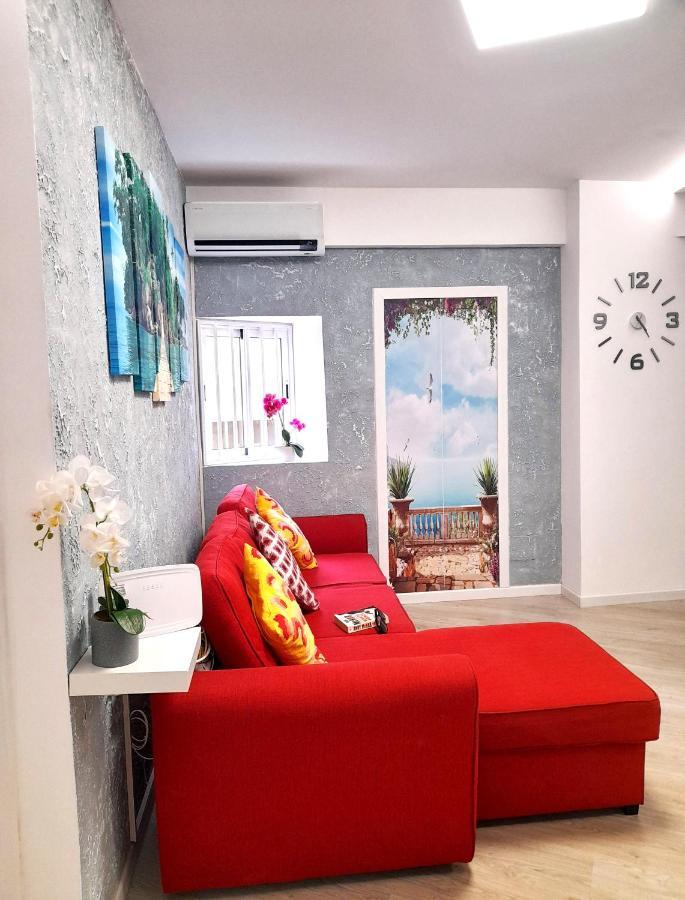 Fantastic 2 Bedrooms, Just 20 Meters From Ocean Playa de las Americas  Exterior photo